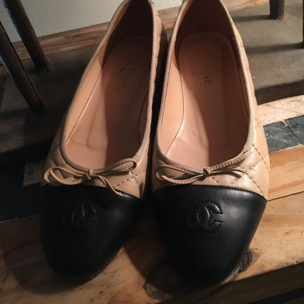 Chanel cream and black flats